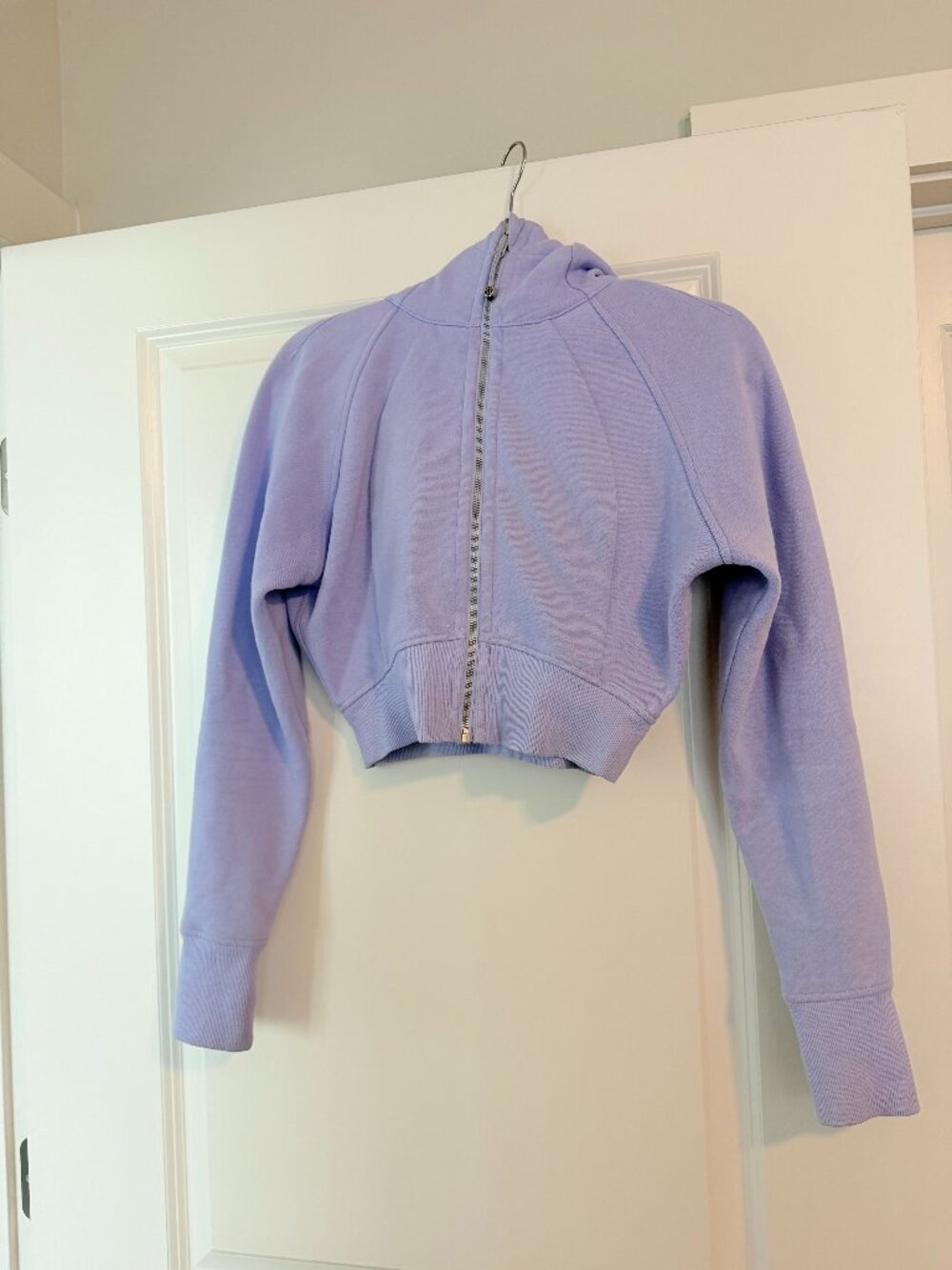 Lululemon Scuba Full-Zip Cropped Hoodie